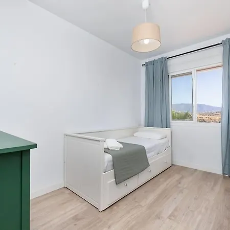 Renovated Townhouse Walk To And Golf Rdr417 Malaga