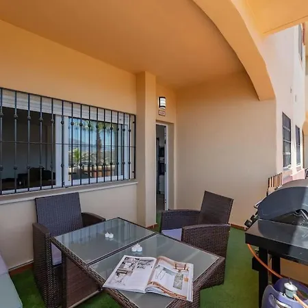 Renovated Townhouse Walk To And Golf Rdr417 *