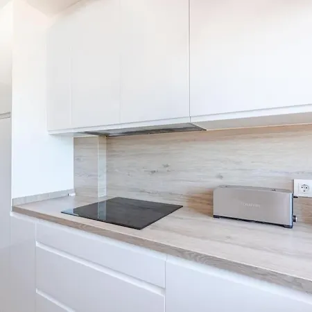 Renovated Townhouse Walk To And Golf Rdr417 Malaga