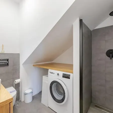 Renovated Townhouse Walk To And Golf Rdr417 Apartment