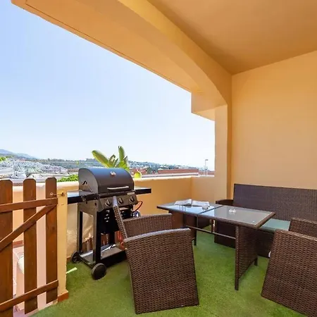 Renovated Townhouse Walk To And Golf Rdr417 Malaga